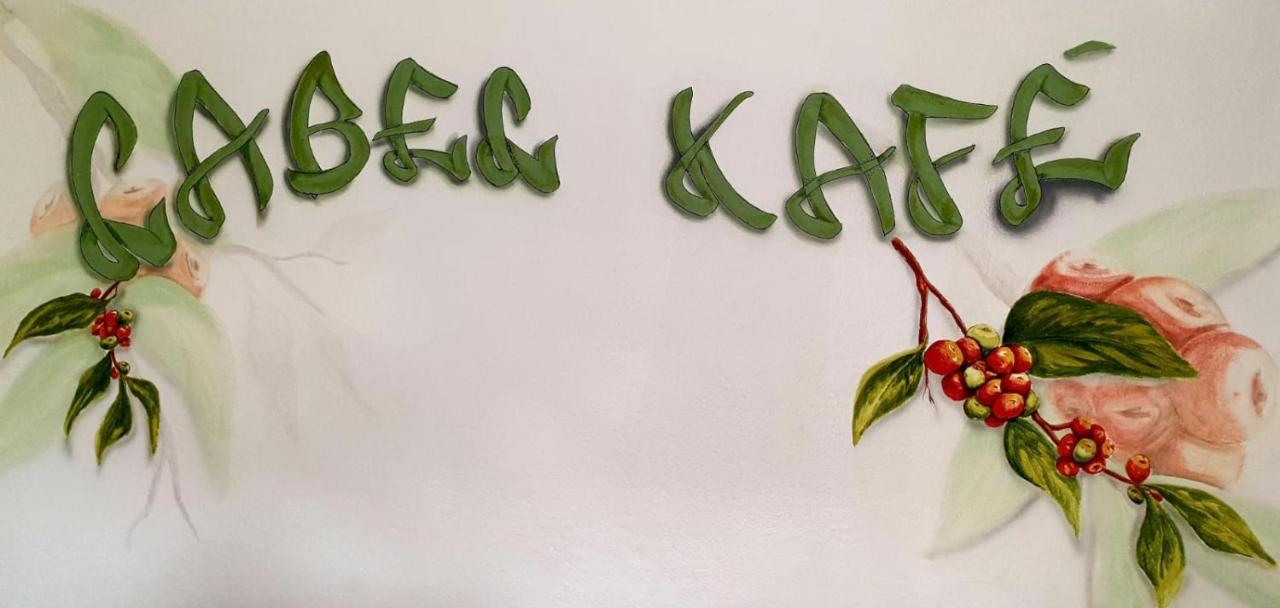 Label Kafe Lägenhet Bouillante Exteriör bild